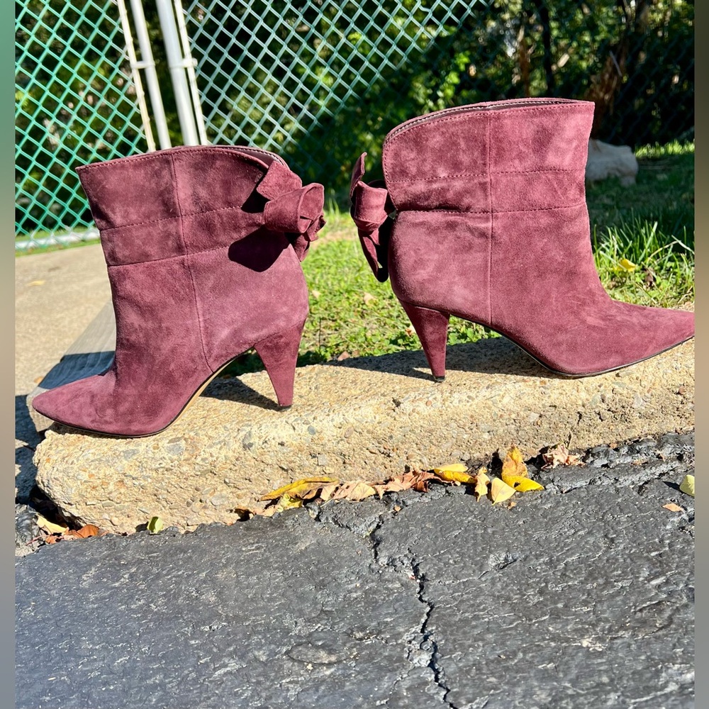 LORD & TAYLOR; Women's Ankle Boots; SUEDE; Sz 8
